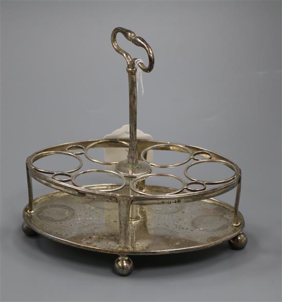 A George III silver oval cruet stand, London, 1818, 16.7cm.